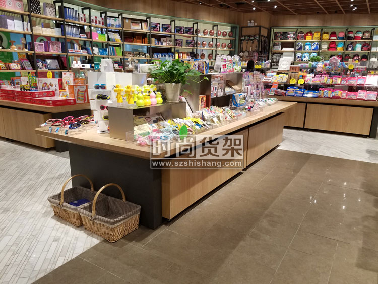 書店促銷臺